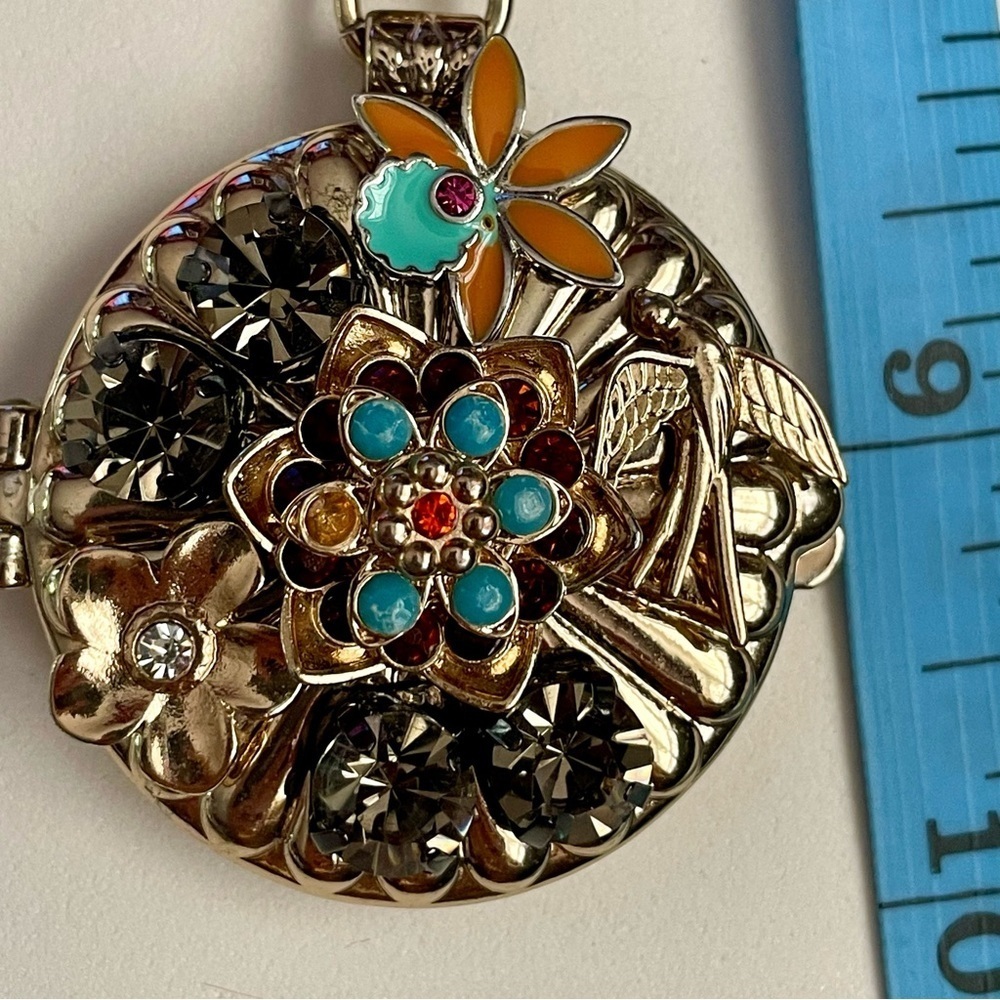 Lyell NYC Floral Medallion Necklace in Gold and Silver - Picture 7 of 9